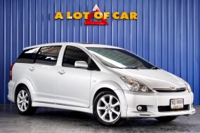 Toyota Wish 2.0 Q limited ซันรูฟ ปี 2004 เป็นรถครอบครัวที่น่าใช้อีกคันหนึ่ง ทึก ทน ราคาไม่แพง